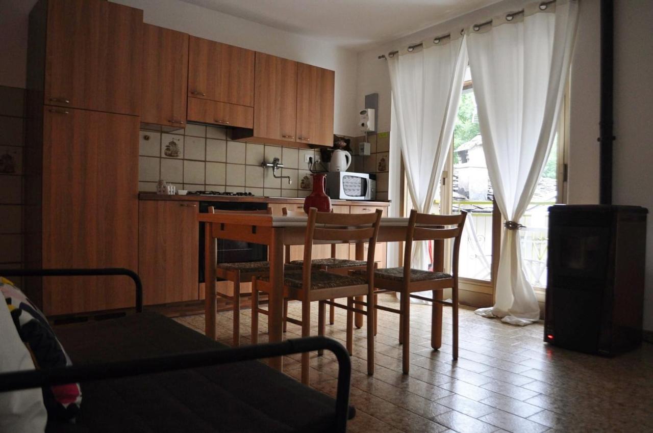 Il Bilocale Della Nonna Villa Locana Bagian luar foto